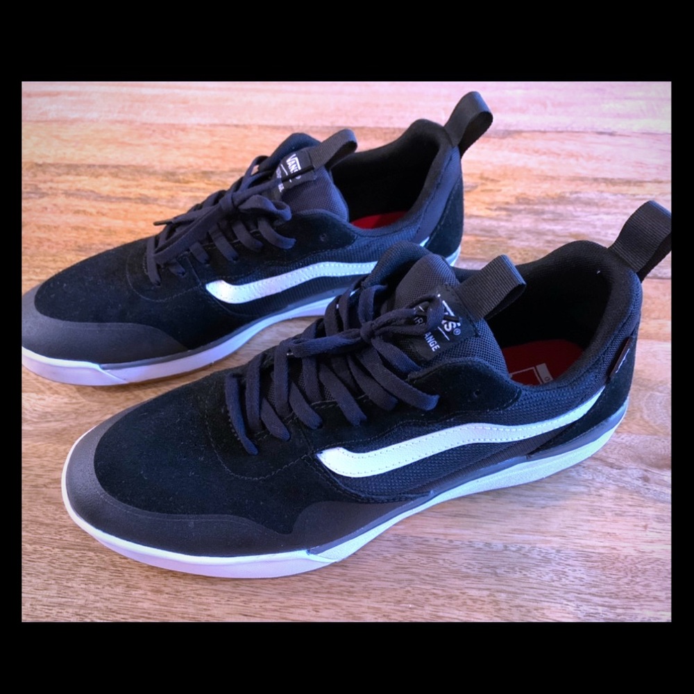 Vans UltraRange Pro 2 Black & White Shoes